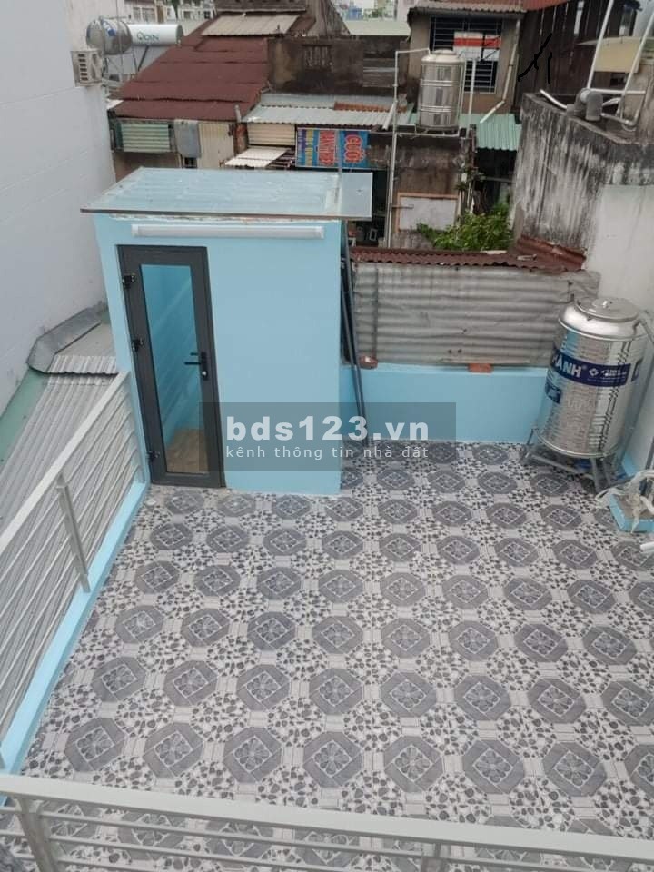 Nhà bán sát mặt tiền Tân Phước Quận 10 hẻm thông giá 2.8 tỷ