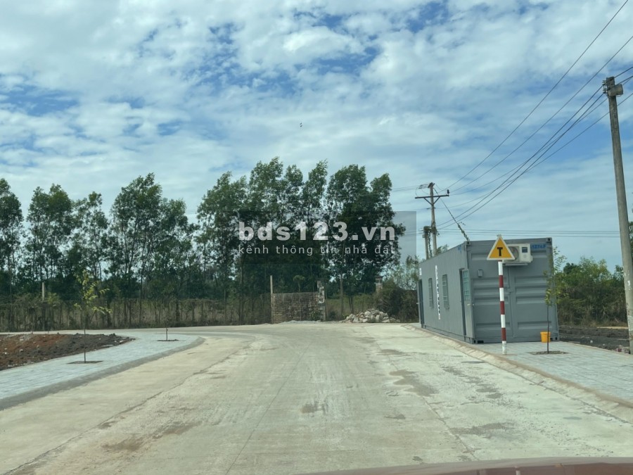 Đất Nền Gần Sân Bay Long Thành Đường 15m Có Vỉa Hè Hai Bên.
