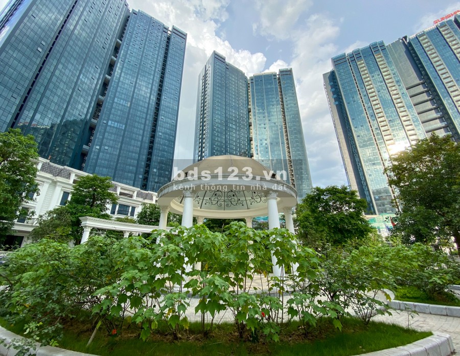 Căn chủ đầu tư tặng 5 tháng miễn phí, HĐ 1-2 năm, 2PN full tại Sunshine City