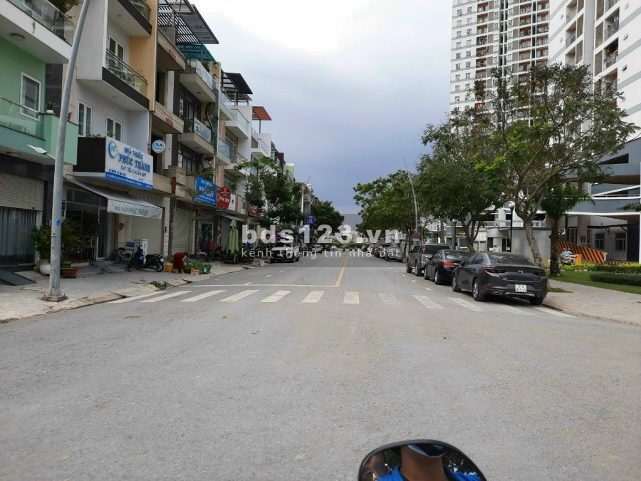 Bán đất MT đường Số 7 KDC Lý Phục Man, Quận 7 tiện xây nhà phố, căn hộ dịch vụ, Giá 10.2 tỷ +84.943211439 Ms Hải