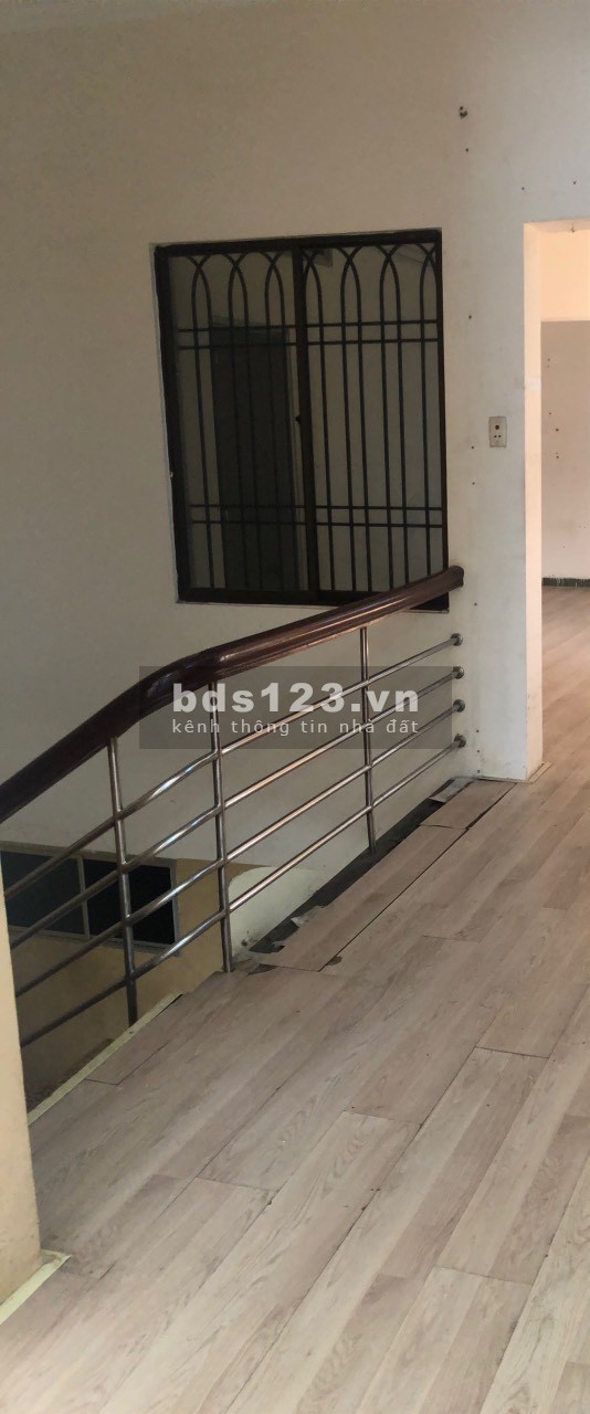 Cho thuê căn góc MT Cao Thắng Q3 4x18 trệt 3 lầu ST - 55 triệu/ tháng
