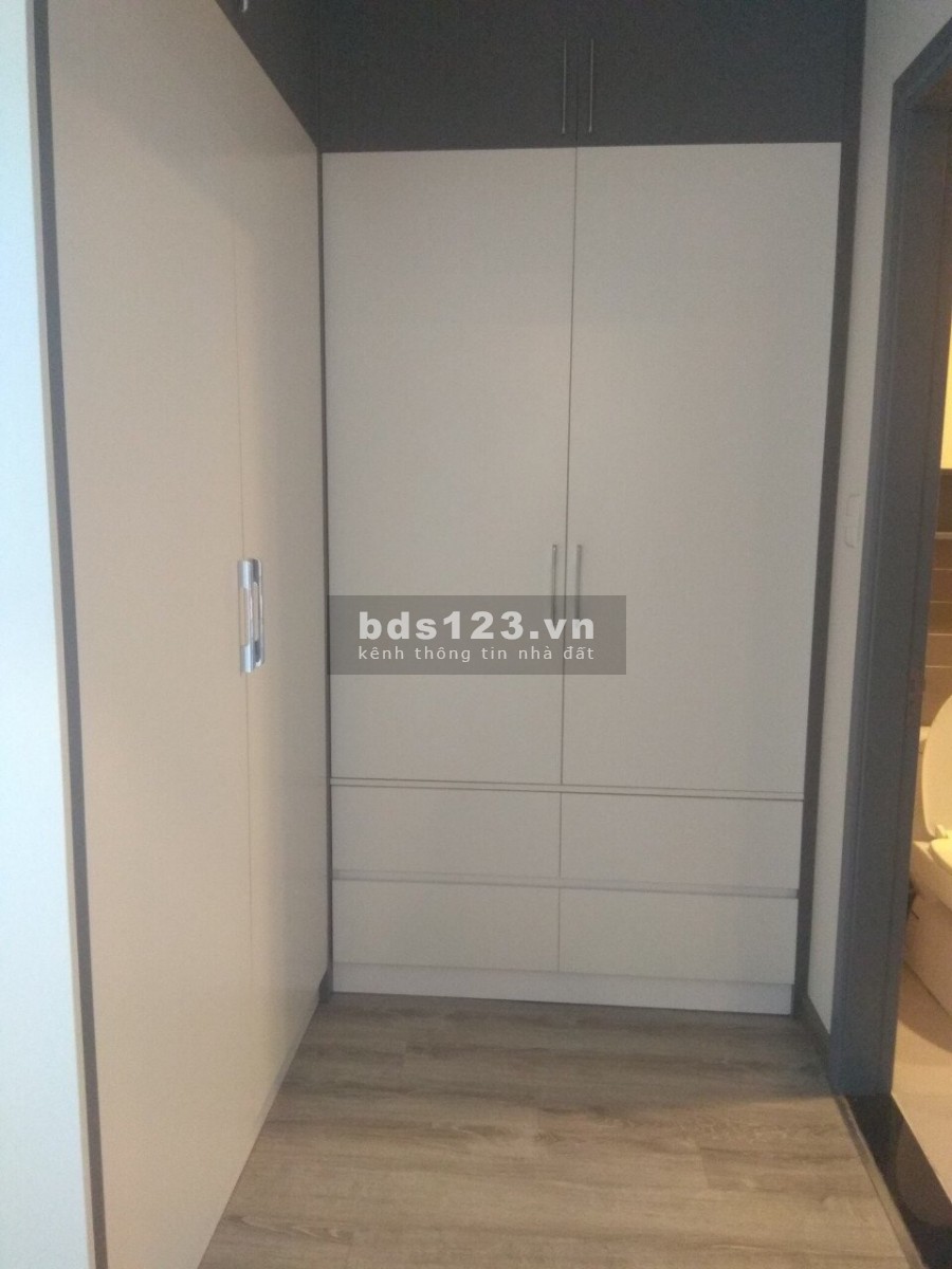Cho thuê căn hộ Sunrise City diện tích 78m2, 2PN giá thuê 13 triệu , Full nội thất; LH: 0878162162
