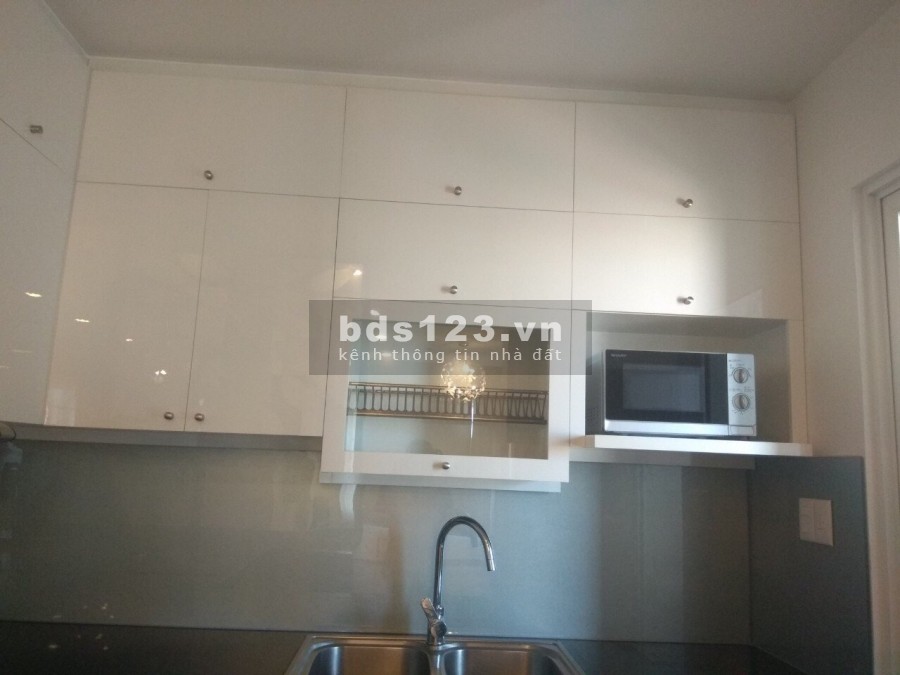 Cho thuê căn hộ Sunrise City diện tích 78m2, 2PN giá thuê 13 triệu , Full nội thất; LH: 0878162162