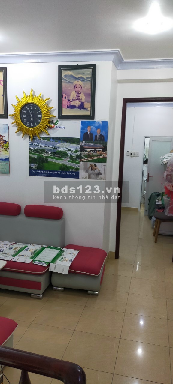 Cho thuê nhà nguyên căn đường Đồng Xoài gần chợ Hoàng Hoa Thám quận Tân Bình