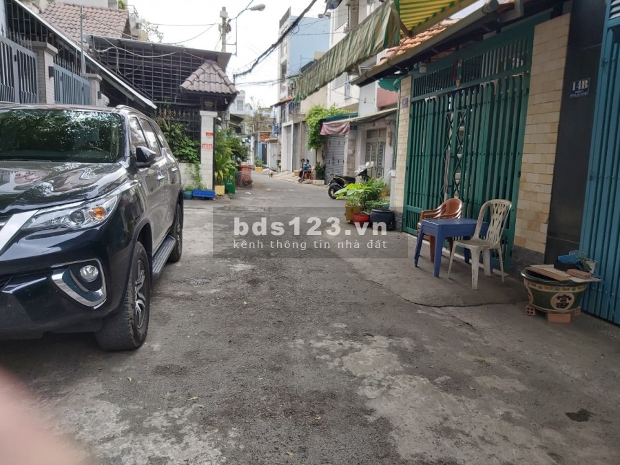 Mặt bằng nguyên căn cho thuê đường số 71, Phường Tân Quy, Quận 7