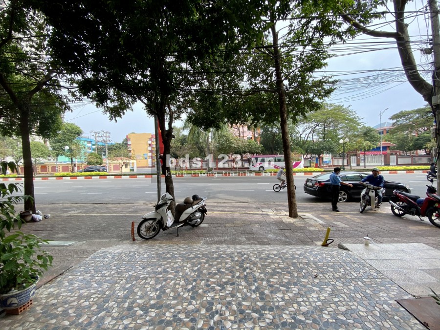 Bán nhà Mặt Tiền Nguyễn Thái Học thích hợp đầu tư kinh doanh