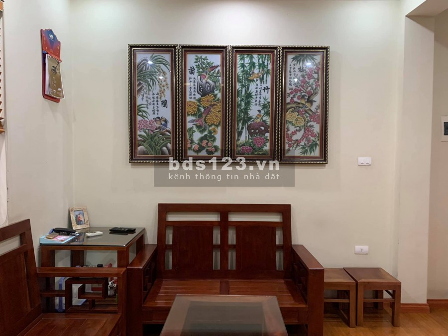 Bán gấp nhà mặt ngõ, trung tâm quận Đống Đa. DT 45m2. Nhà đẹp như mới. An sinh đỉnh của chóp