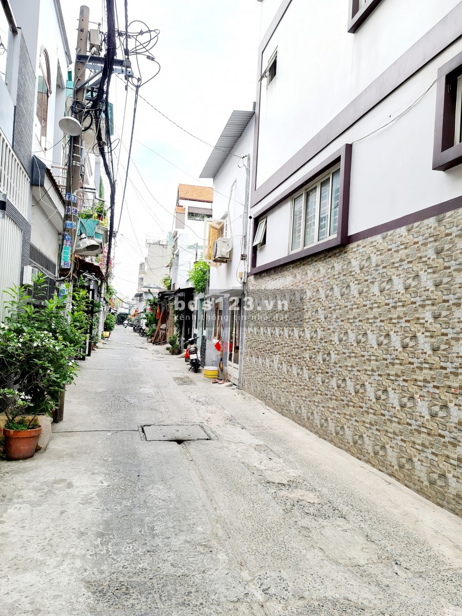Tân Phú, 46m2 1 trệt 2 lầu, giá 4.790 tỷ
