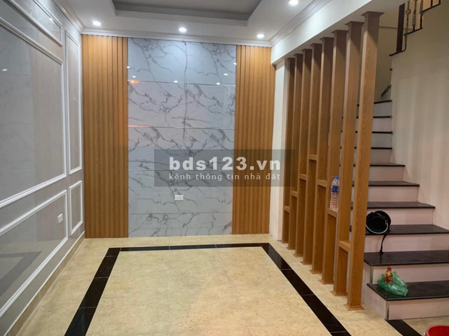 NGÕ QUỲNH NHÀ ĐẸP CÁCH OTO 20M 47M x 3tang MT 4M