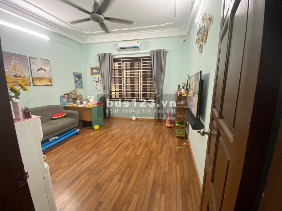 Bán nhà phố Thịnh Quang 40mx4T lô góc MT 4m Đống Đa - 0969040000