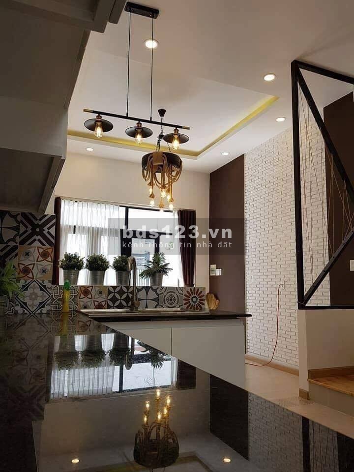 Trần Nhân Tôn Quận 10, 3,5x10m nhà BTCT 3,85 Tỷ còn TL.