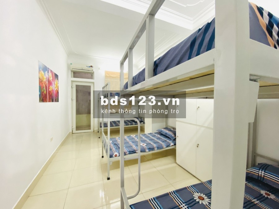 Cho thuê trọ giường tầng 720 Đê La Thành 1.5 triệu full đồ. Lh 0377983070