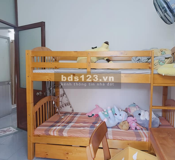 Bán nhà 2 tầng HXH Nguyễn Văn Lượng, P.17, GV 32m2, giá 3.1 tỷ TL