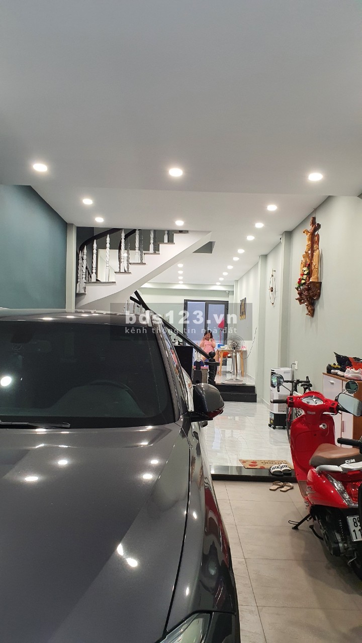 Nhà đẹp đúc 3.5 tấm (4x20) tặng hết NTCC Khu Tên Lửa