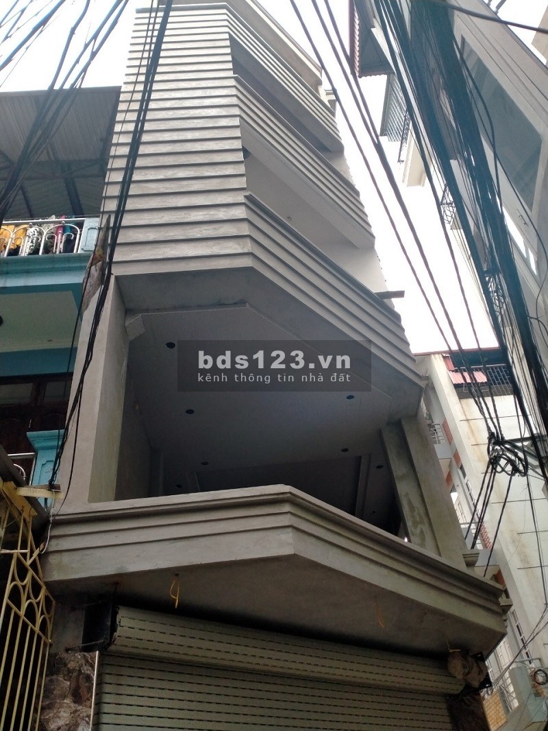 1 căn độc lập Tam Hiệp dt 50m2 5 tầng ô tô vào nhà 2 mặt thoáng giá 4.2 tỷ LH: 0869604886