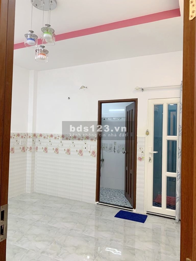 Nhà 1lầu/2pn hẻm 3m số 227 Liên Tỉnh 5 Phường 5 Quận 8