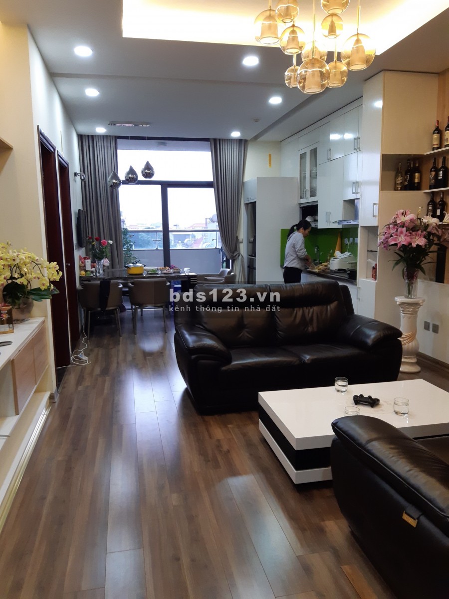 Bán căn hộ 2 ngủ đẹp và rẻ nhất dự án Tràng An complex- DT 75m2.