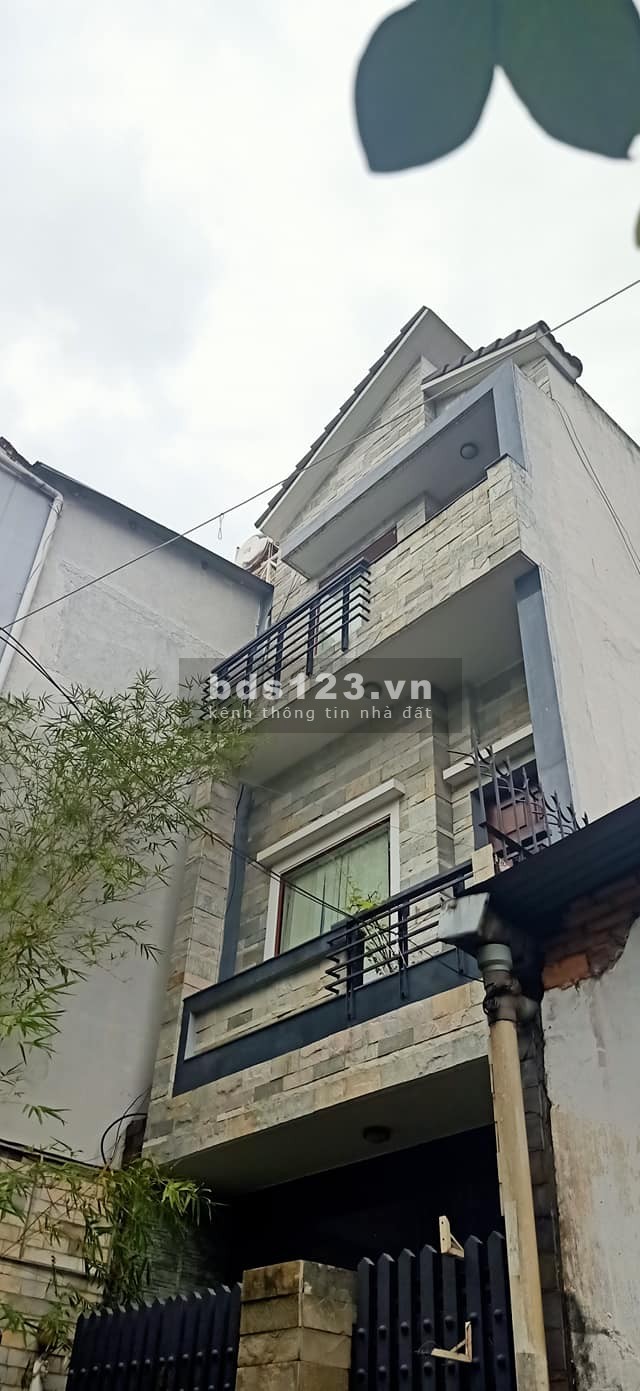 HẺM XE TẢI DT 109m2 Ô TÔ NGỦ NHÀ, TRƯỜNG CHINH, TÂN BÌNH. Giá 10,8 TỶ