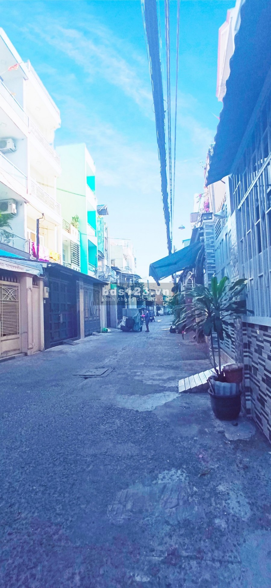 Cần bán gấp nhà HXH đường 100 Bình Thới, Phường 14, Quận 11.