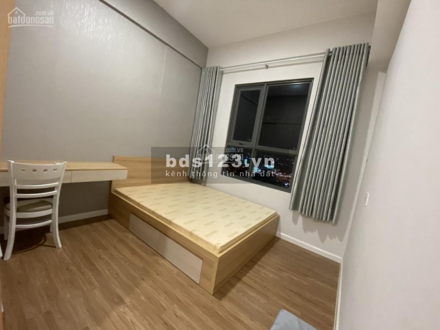 Nhượng lại căn hộ rộng 70m2, 2 PN, đủ đồ dùng vào ở ngay, cc Masteri M-One, cho thuê giá 14 triệu/tháng