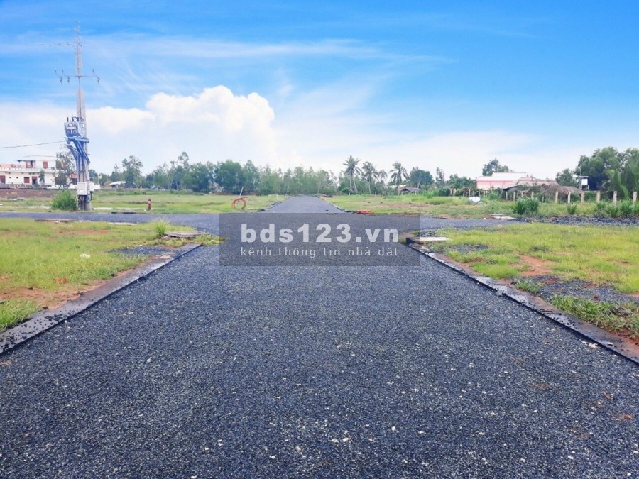 Đất chợ ven biển tiện ích đầy đủ