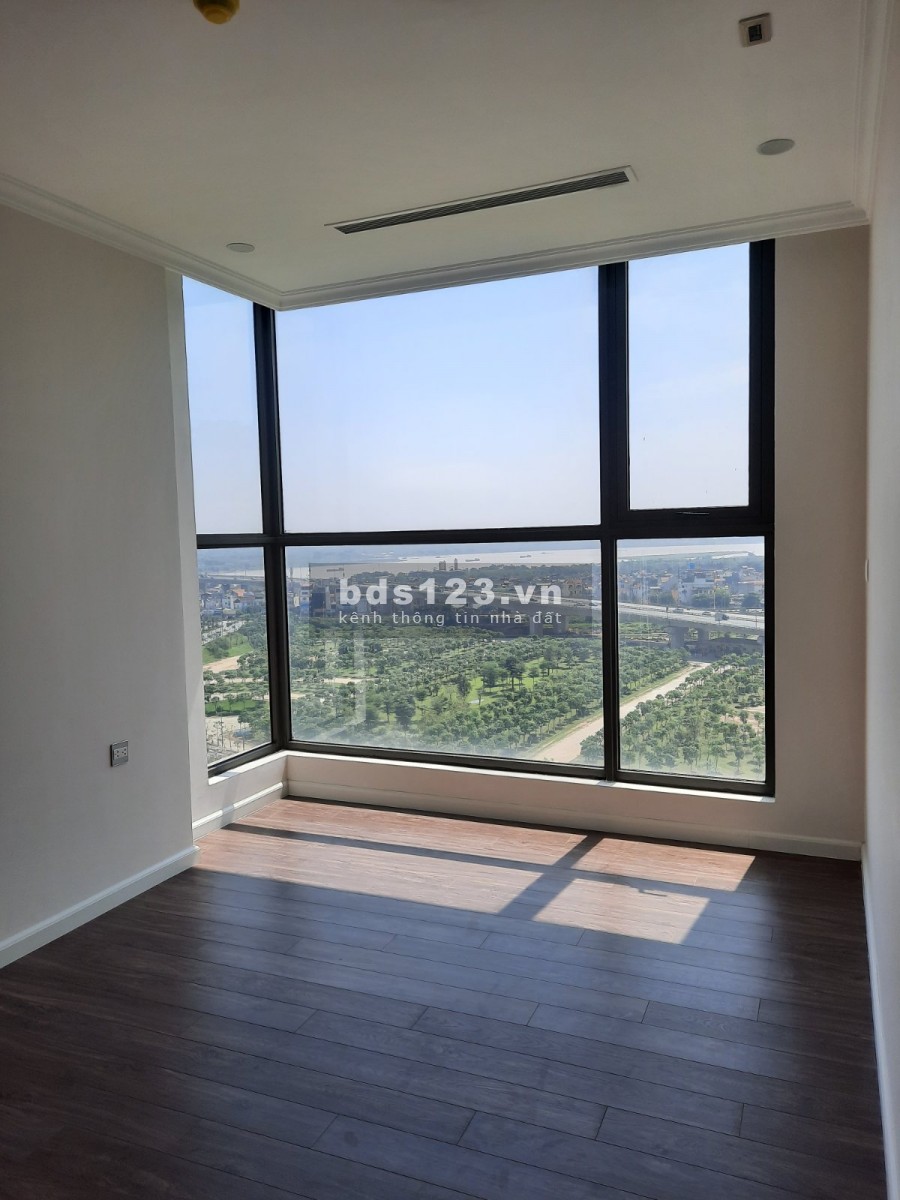 Bán nhanh Sunshine Riverside R3 - 08 ngay cạnh vườn treo, view cầu Nhật Tân - 0974606535 Mai