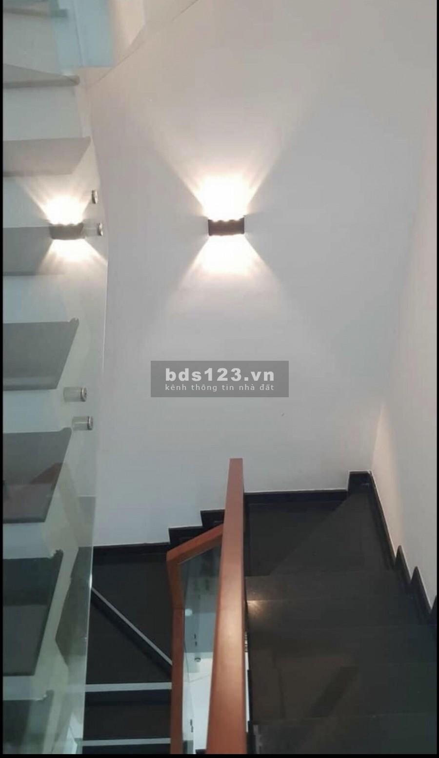 Khách gửi bán nhà như hình, sổ riêng, bao phí sang tên
