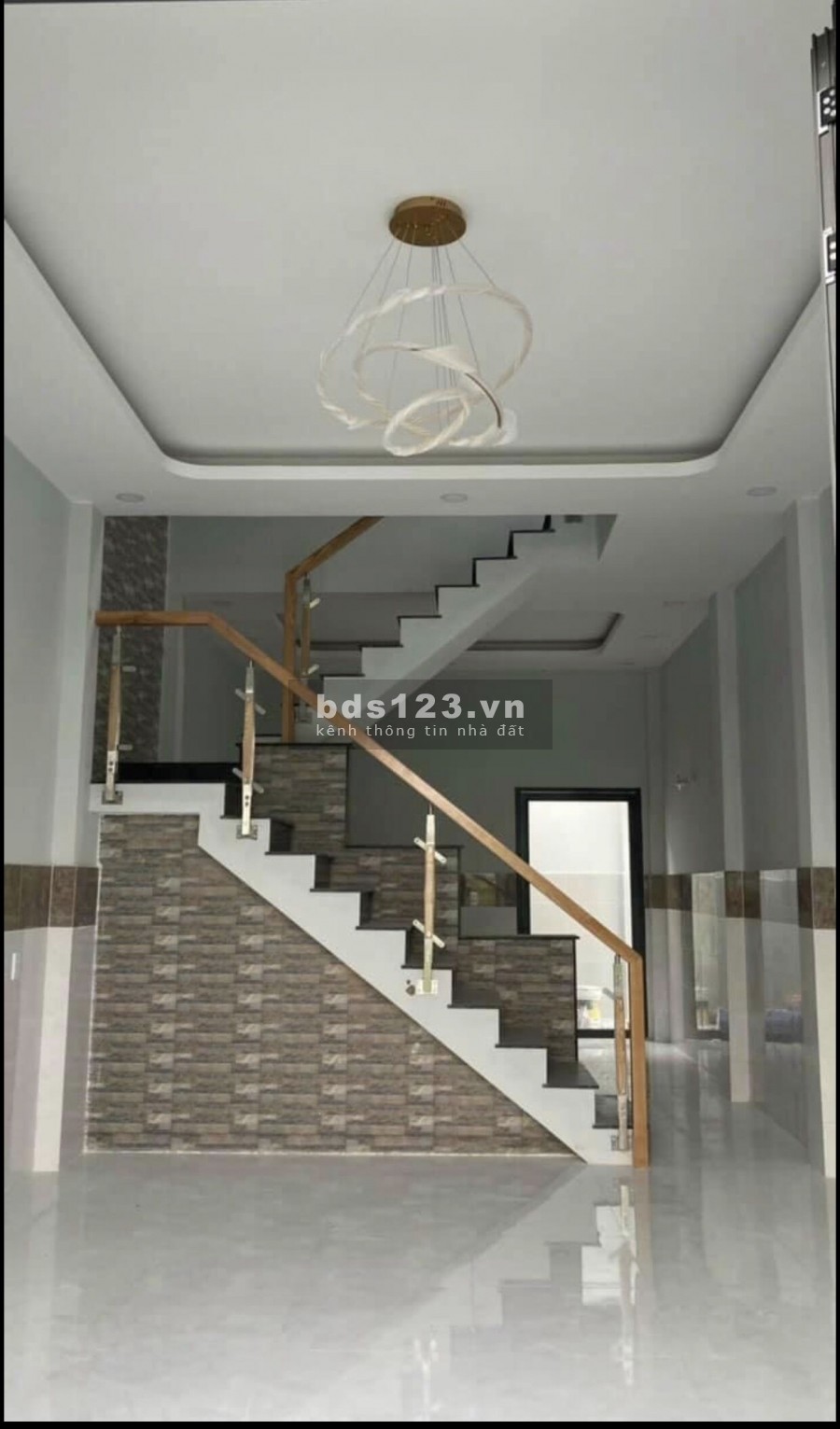 Khách gửi bán nhà như hình, sổ riêng, bao phí sang tên
