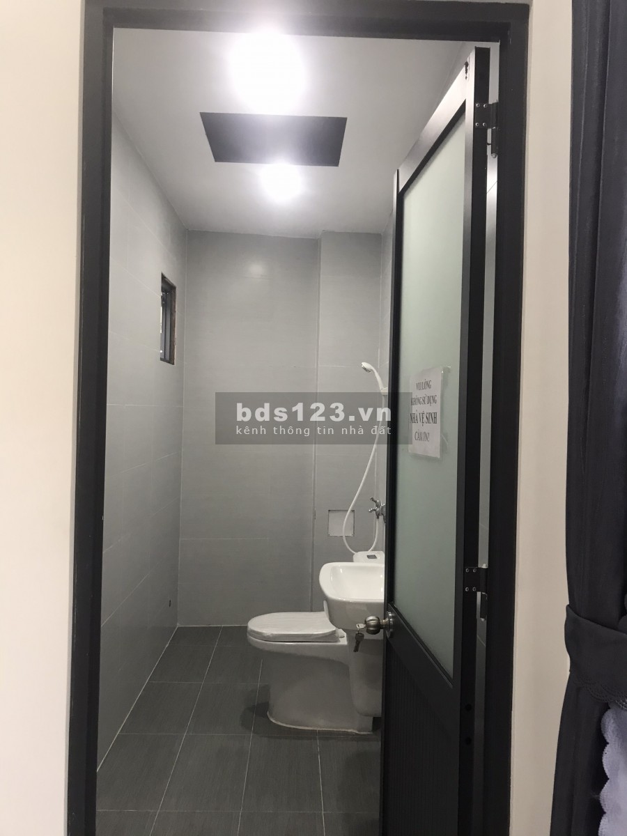 Bán nhà full nội thất cao cấp, sổ hồng riêng, bao phí sang tên