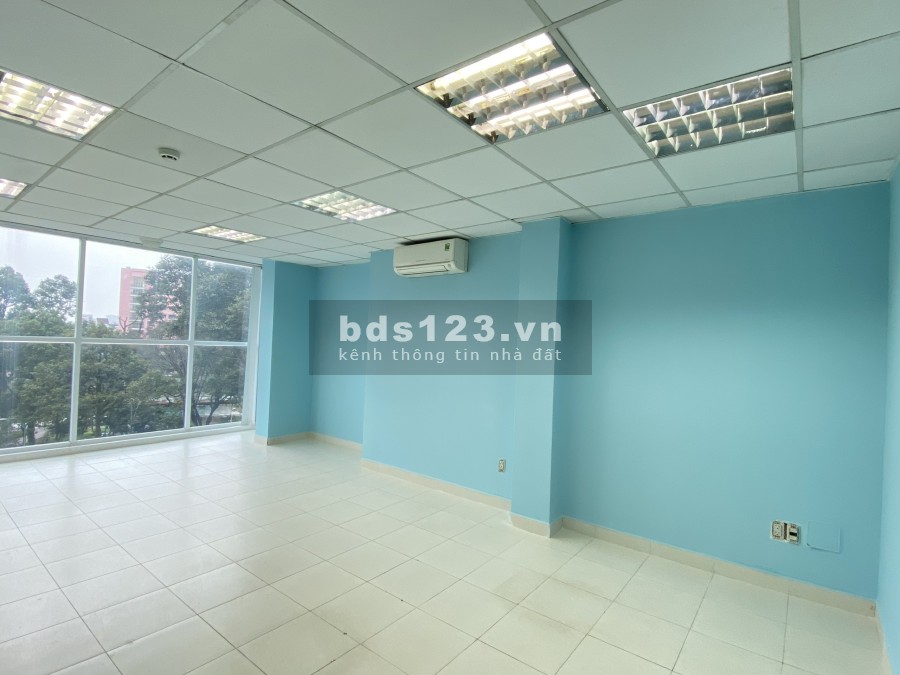 Chính chủ cho thuê văn phòng 40m2 - Trung tâm thành phố, giá tốt