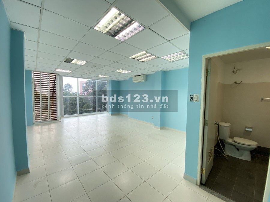 Chính chủ cho thuê văn phòng 40m2 - Trung tâm thành phố, giá tốt