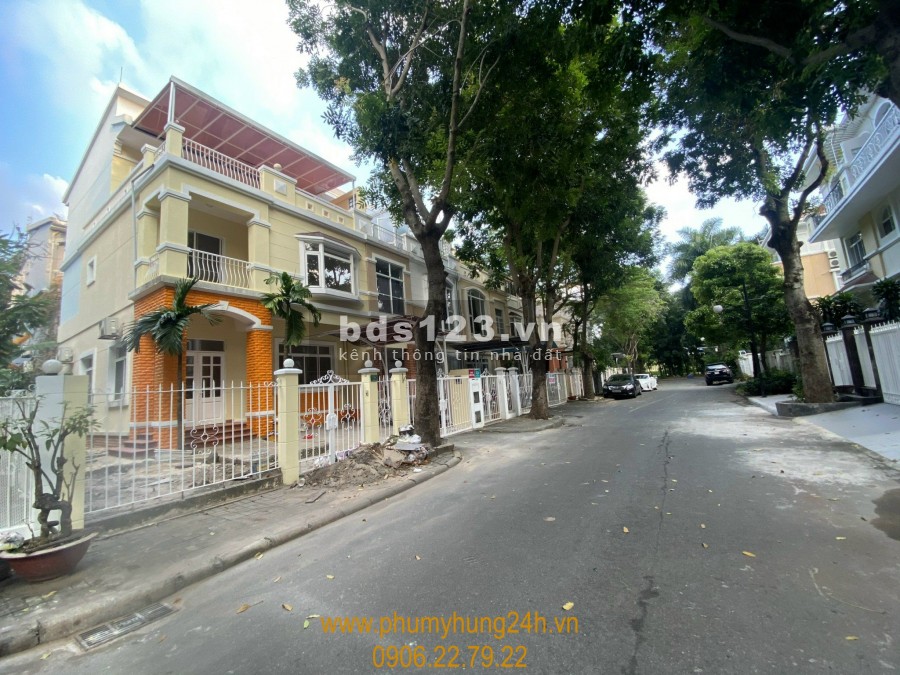 Bán Biệt Thự Mỹ Giang 2A, Căn Góc 9.6*18m Giá 30 Tỷ