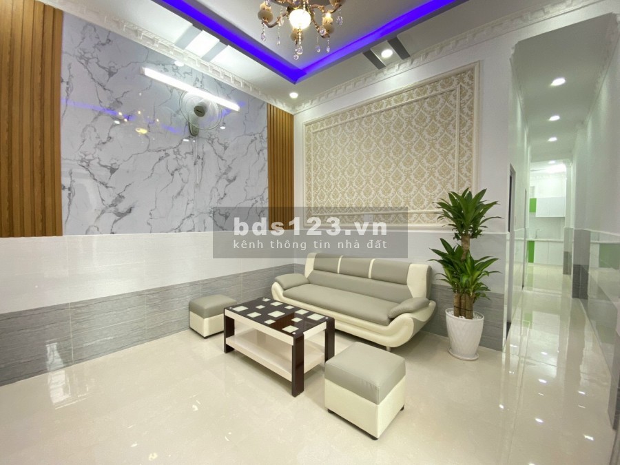 Nhà sổ hồng riêng 2 phòng ngủ hẻm 2129 Huỳnh Tấn Phát thị trấn Nhà Bè 2,4 tỷ