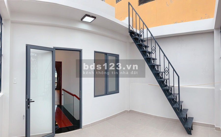 Bán nhà MT hẻm 30 đường Lâm Văn Bền, Phường Tân Kiểng, Quận 7