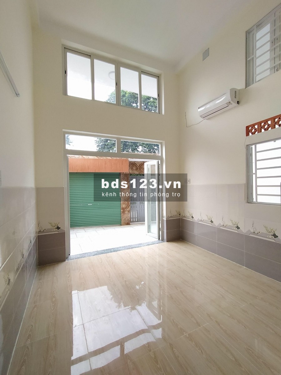 PHÒNG MỚI XÂY 30M2 CÓ MÁY LẠNH - GẦN TRƯỜNG ĐH NGUYỄN TẤT THÀNH Q12