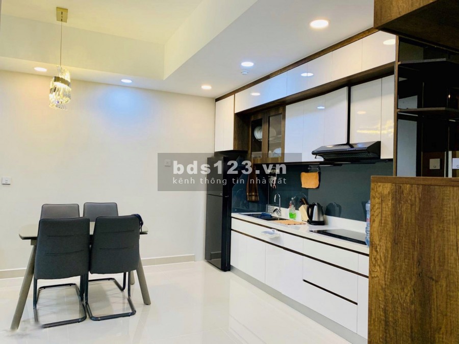Chuyển nhượng căn góc 69m2 đầy đủ nội thất Botanica Premier