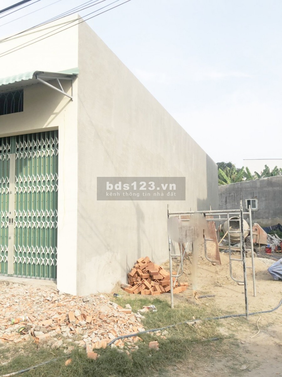 Nhà Trệt đường Đoàn Nguyễn Tuấn, Bình Chánh ra gấp do kẹt tiền ngân hàng