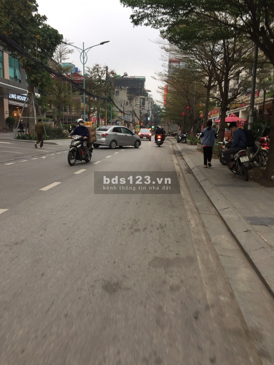 Triều Khúc 2 mặt tiền ô tô tránh KD ngày đêm, dt 50m2. Mt 3.5m. Giá 6.8 tỷ