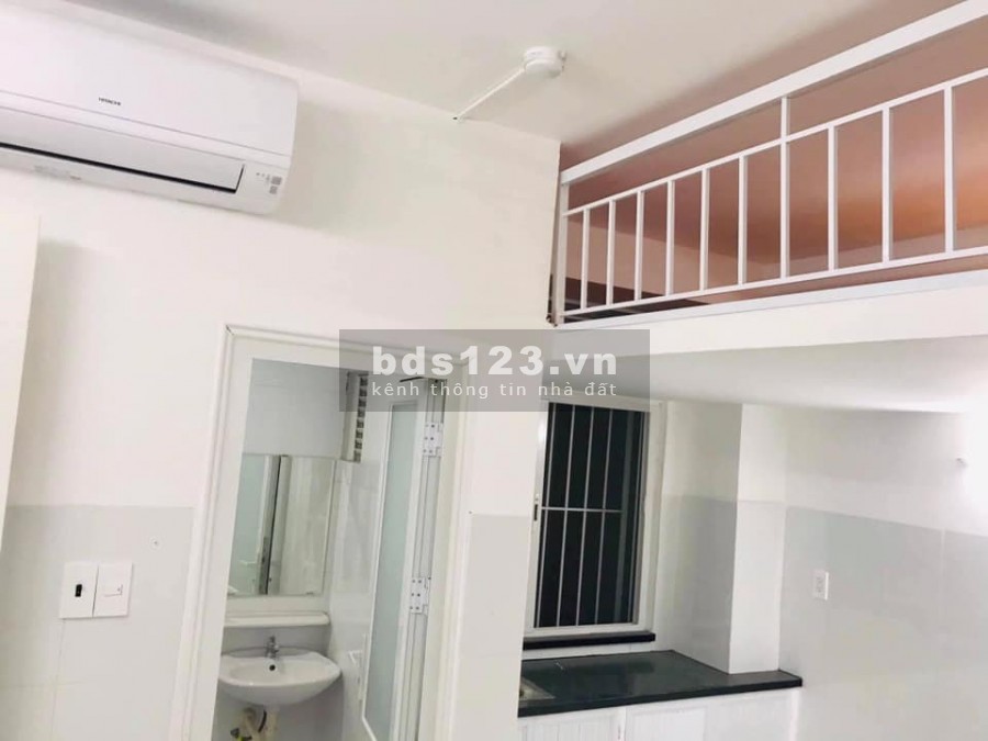 Tìm bạn nữ ở ghép trong nhà. Phòng có toilet riêng. Có thể nấu ăn. Có điều hòa, nước nóng lạnh