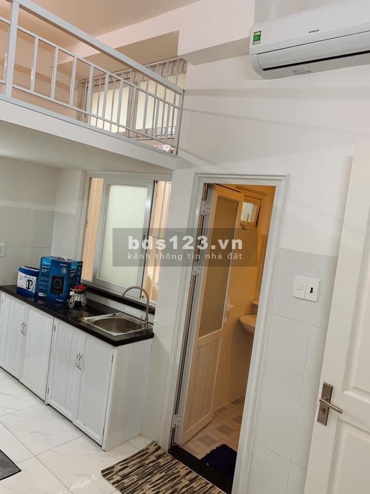 Tìm bạn nữ ở ghép trong nhà. Phòng có toilet riêng. Có thể nấu ăn. Có điều hòa, nước nóng lạnh
