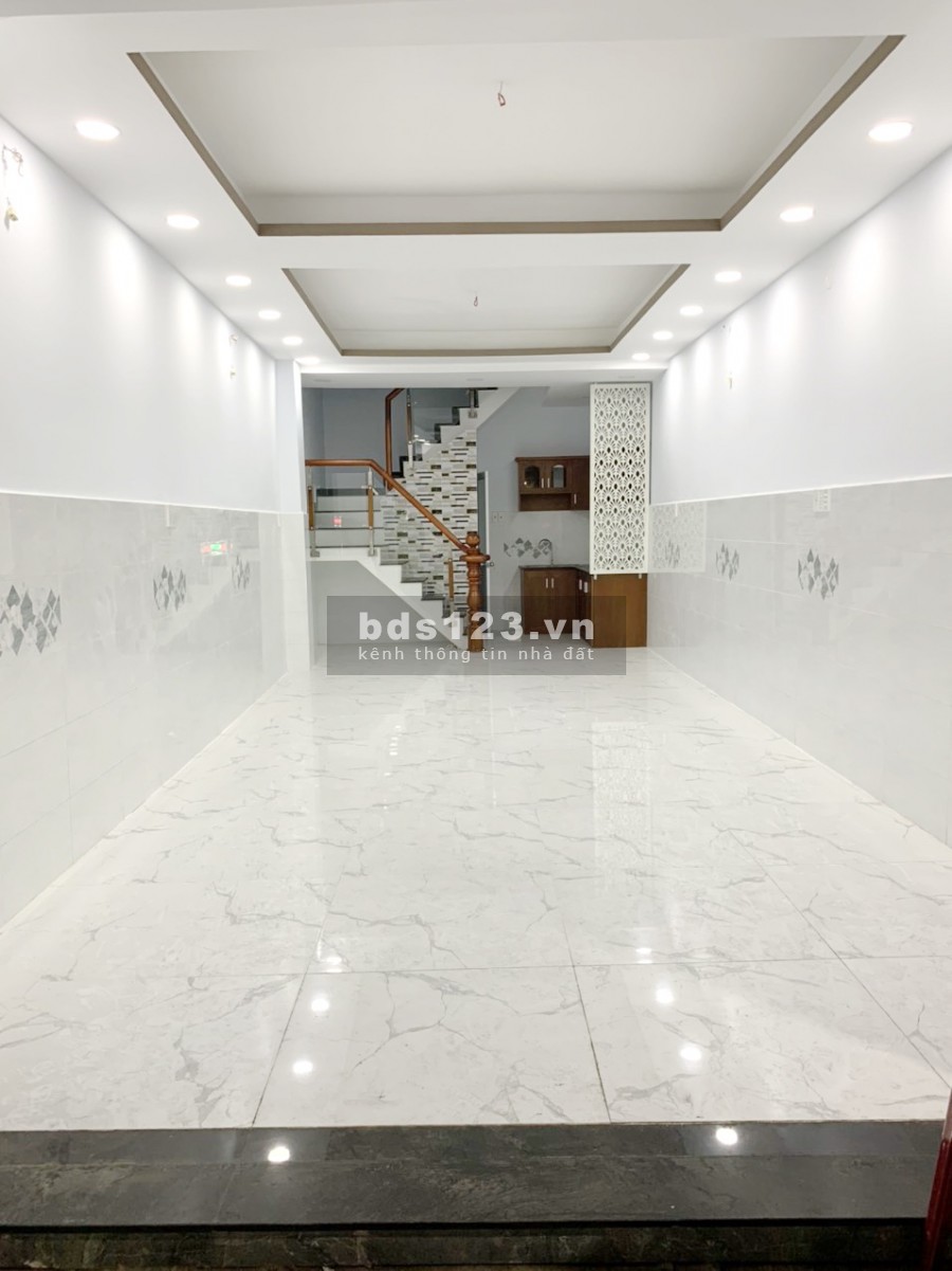 Nhà nở hậu/1lầu/2pn mặt tiền kinh doanh Âu Dương Lân P2 Q8