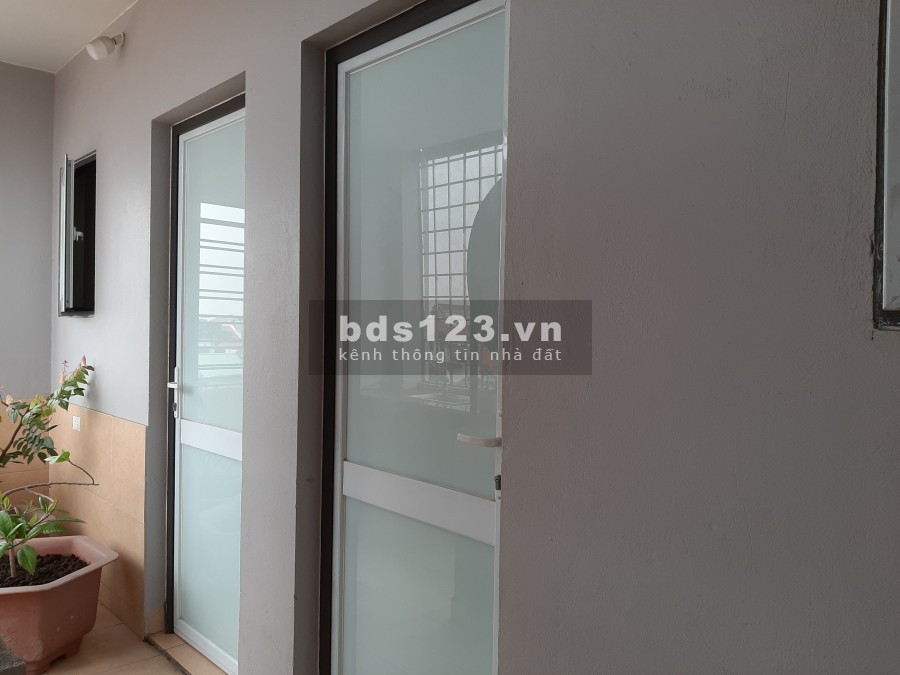 Bán nhà phố Thúy Lĩnh, SĐCC, 30mx5T, 6PN, 1PK, 3 Bếp, 2 sân, 4 WC, xây hiện đại, kiên cố