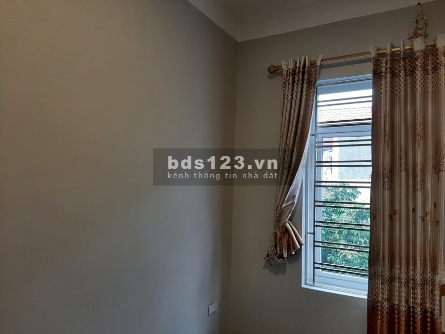 Bán nhà phố Thúy Lĩnh, SĐCC, 30mx5T, 6PN, 1PK, 3 Bếp, 2 sân, 4 WC, xây hiện đại, kiên cố