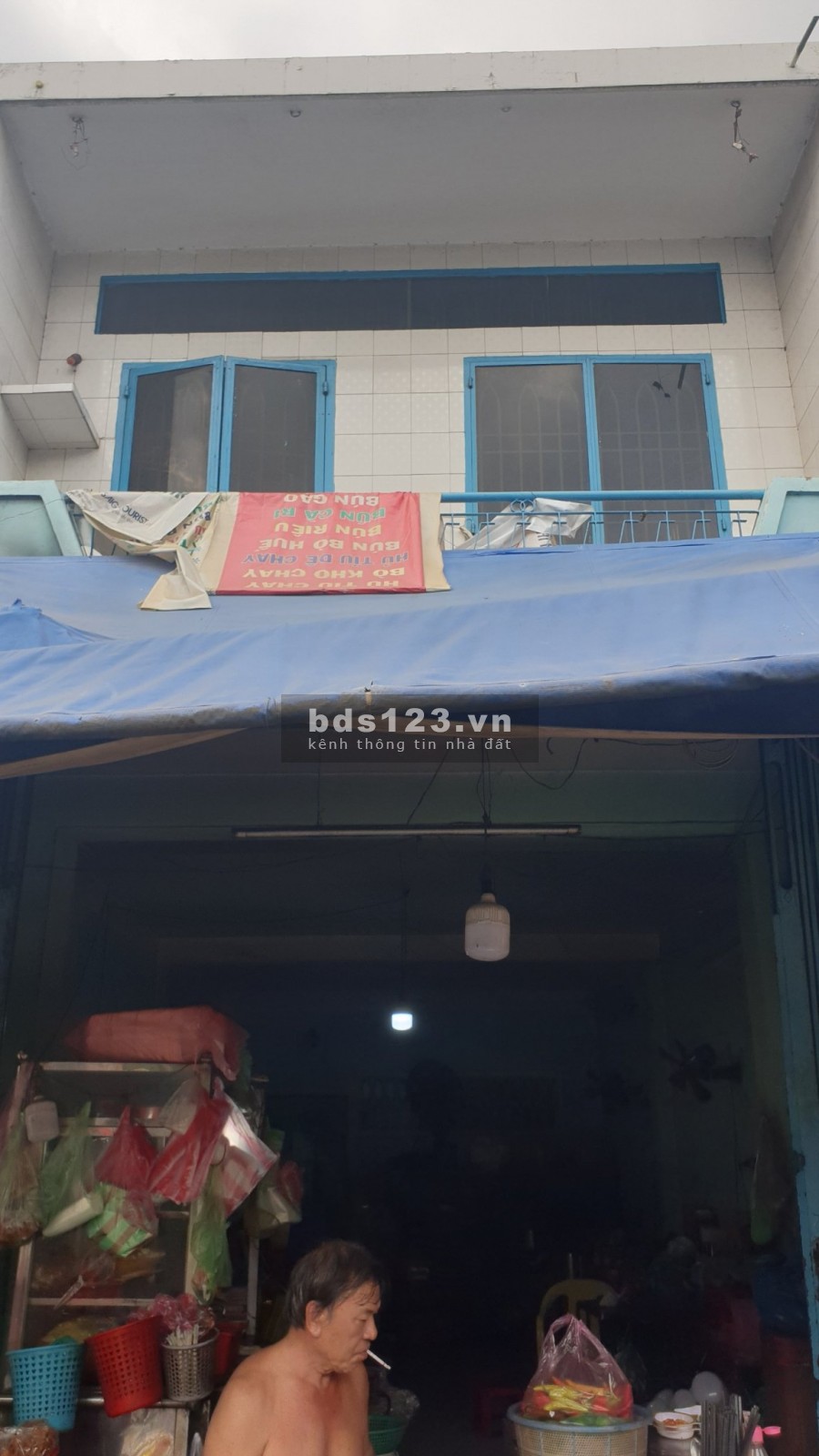 Cần tiền bán gấp nhà MTKD đường Hồng Bàng, Phường 1, Quận 1.
