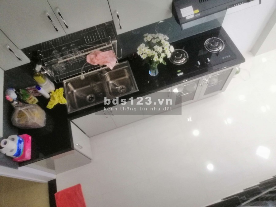 Nhà mới đẹp ở ngay, Quận 10, 26 m2, 4 tầng chỉ có 3 tỷ 7