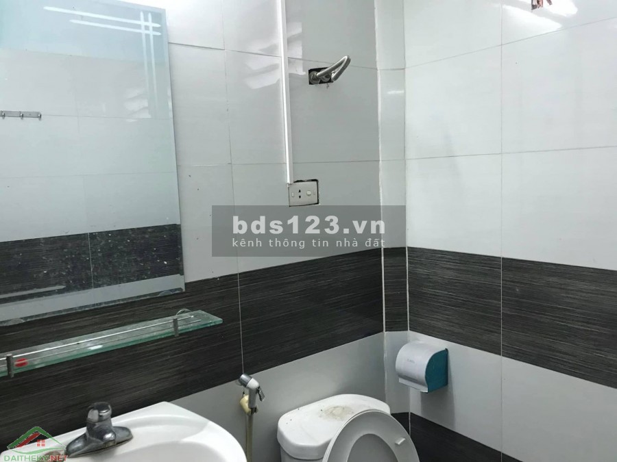 Bán nhà 60 m2, 3 tầng, mặt tiền 5.5 m, phố Thụy Khuê, giá chỉ nhỉnh 4 tỷ, đáng mua.