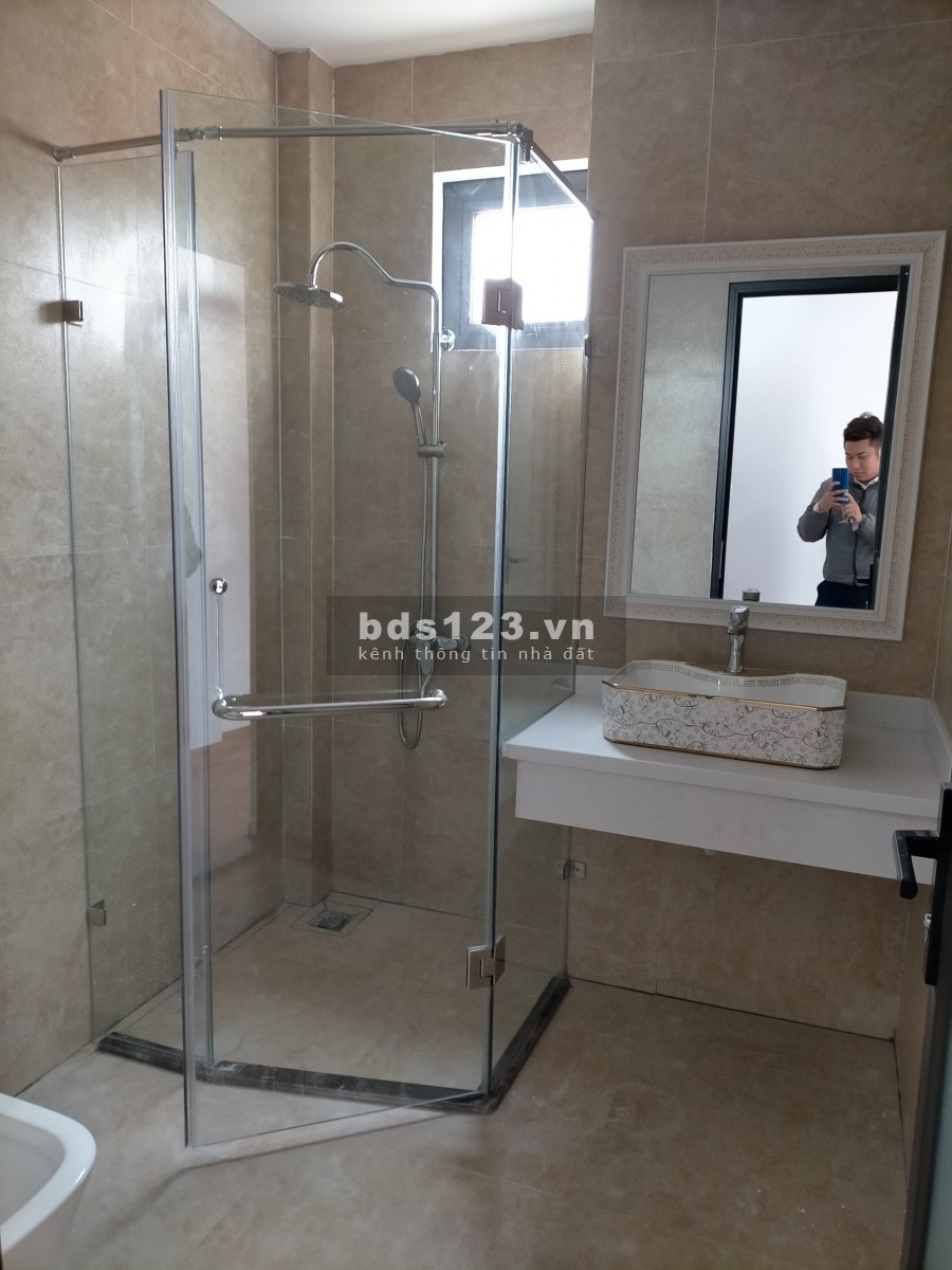 4 TỶ NHÀ MỚI TRUNG TÂM CẦU GIẤY, 30M2, 6 TẦNG, 3 NGỦ. LH: 0961139798