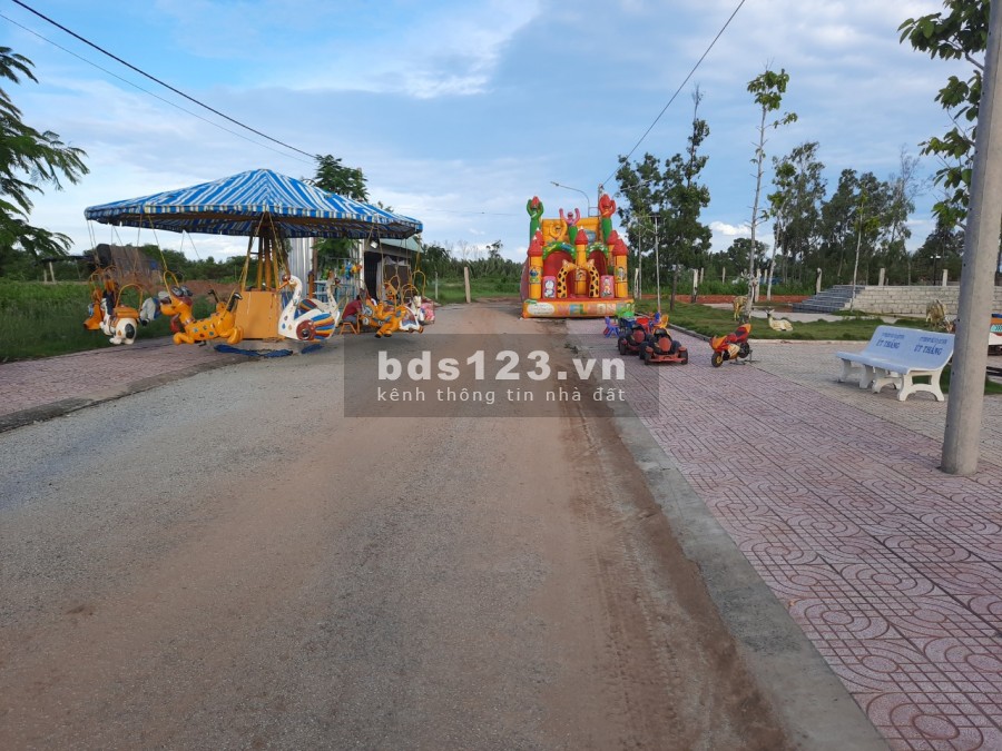 Tiện ích đầy đủ- khu đô thị ven biển thị trấn Thạnh Phú