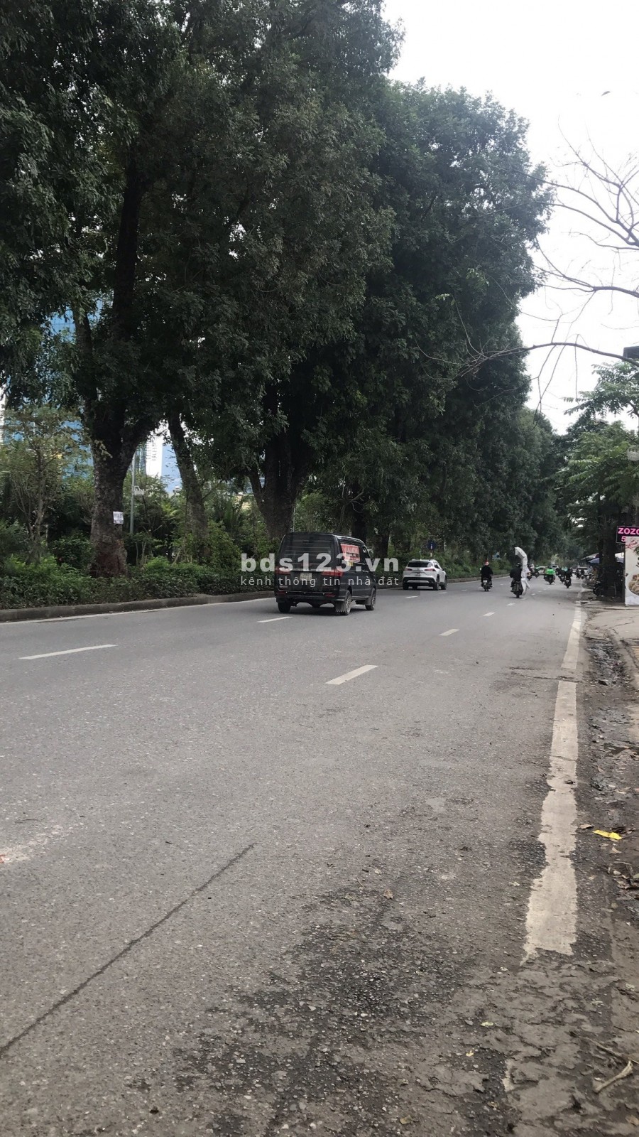 Siêu Hiếm Nhà Biệt Thự Trung Tâm Đống Đa, Ô Tô Vào Nhà, Dt 169m, Mt 10.7m, Giá 23.5 Tỷ.