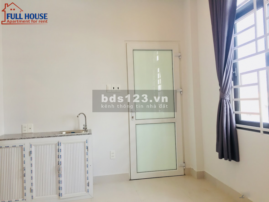 Phòng full nội thất ban công lớn Chợ Tân Quy Q7